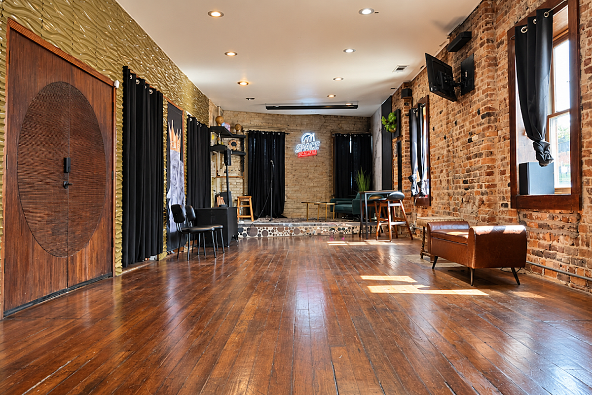 Space323 Studio