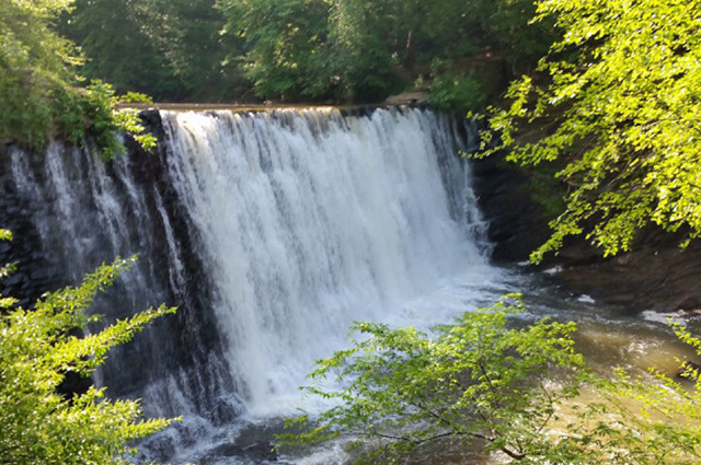 Vickery Creek Trail At Roswell Mill