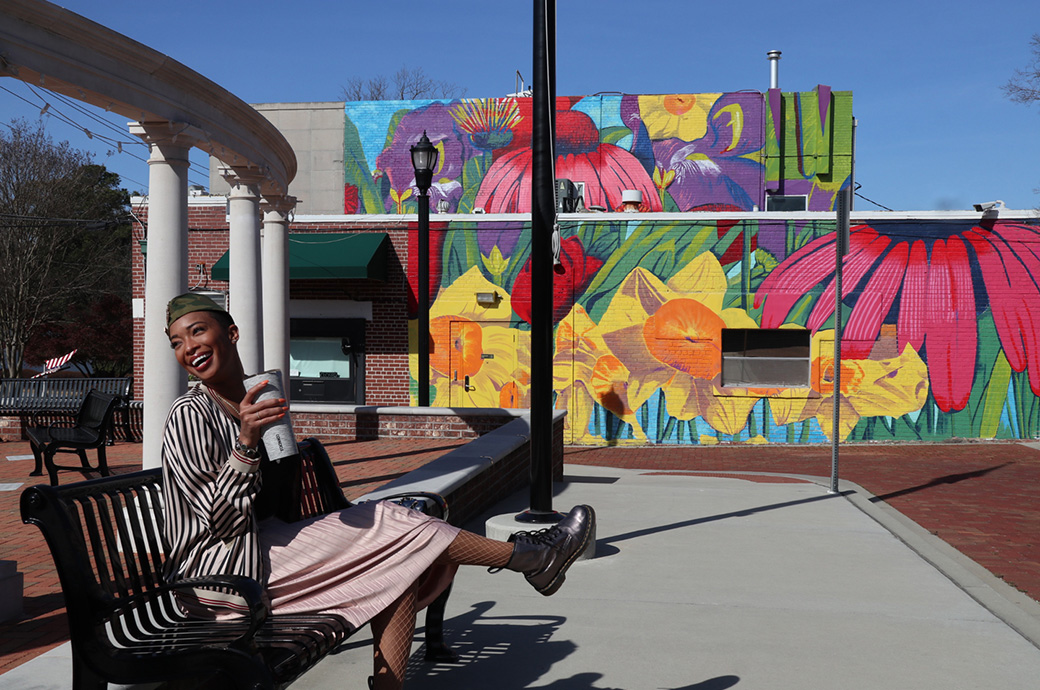 Hapeville's Flowers Divine mural Courtesy ATL Airport District CVB 