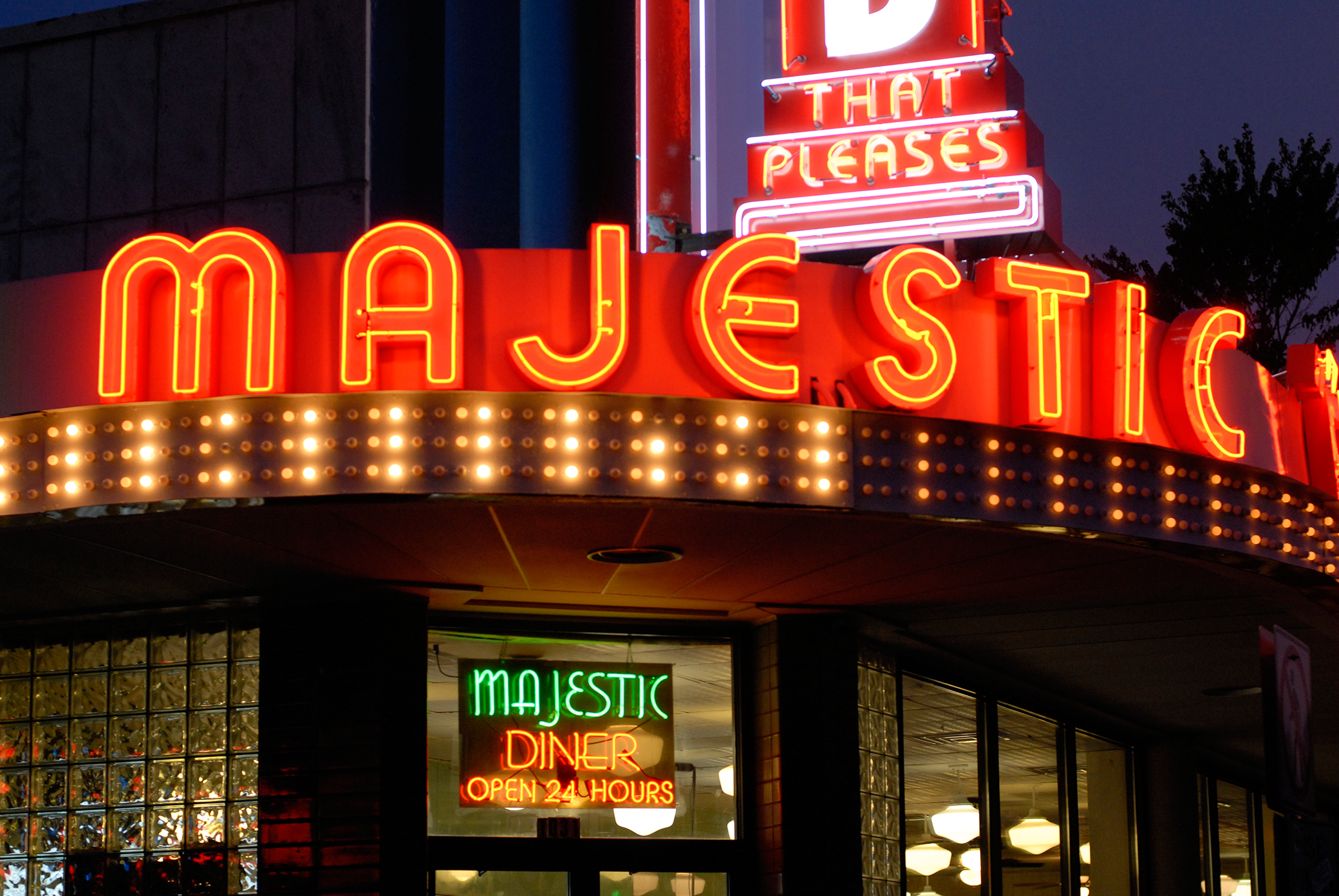 Majestic Diner